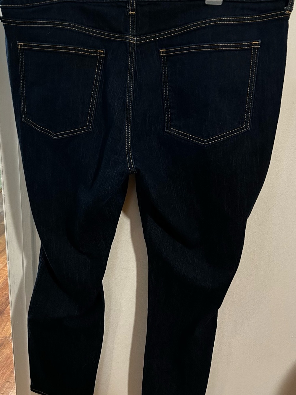 Old Navy Dark Blue Denim Jeans - Picture 4 of 5